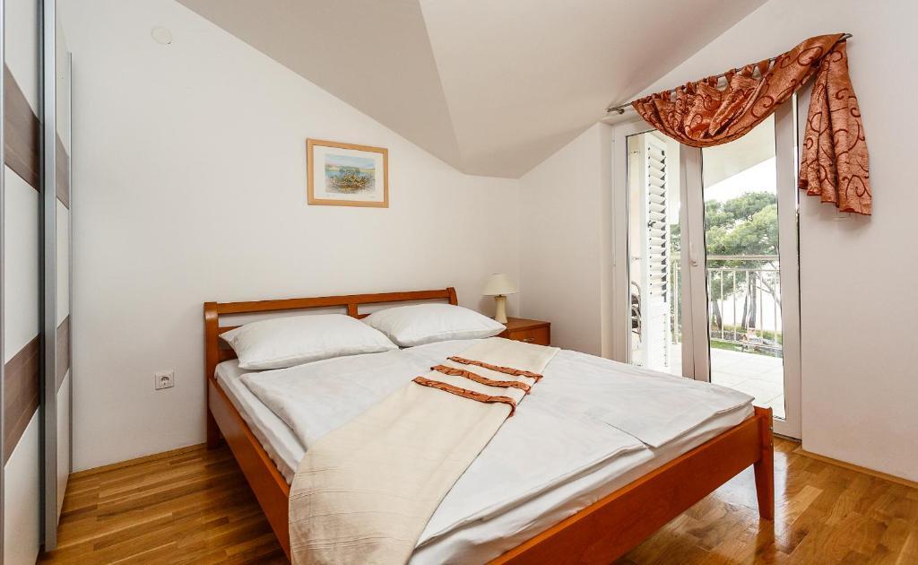 Apartments Mare & Mons Deluxe Малинска Стая снимка