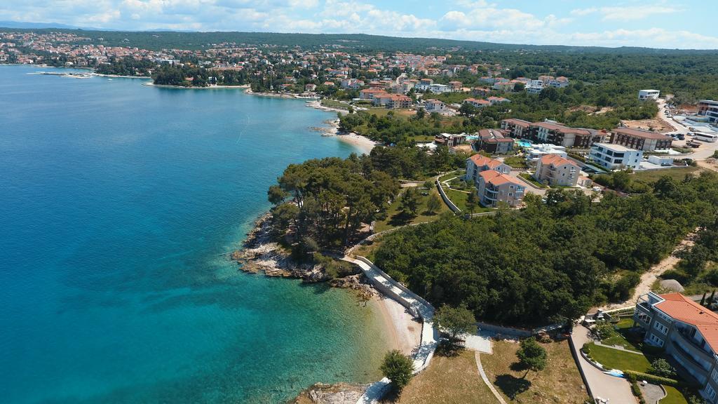 Apartments Mare & Mons Deluxe Малинска Екстериор снимка